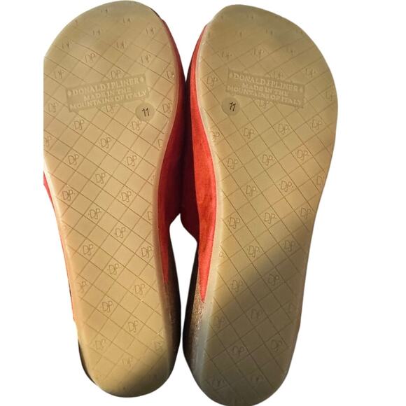 Donald Pliner Red Suede Ginie Red Wedge Sandals - Size 11 - Picture 5 of 6